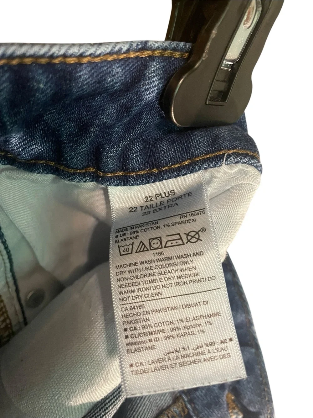 Old Navy Medium Blue Denim Jeans with Contrast Stitching - Picture 4 of 4
